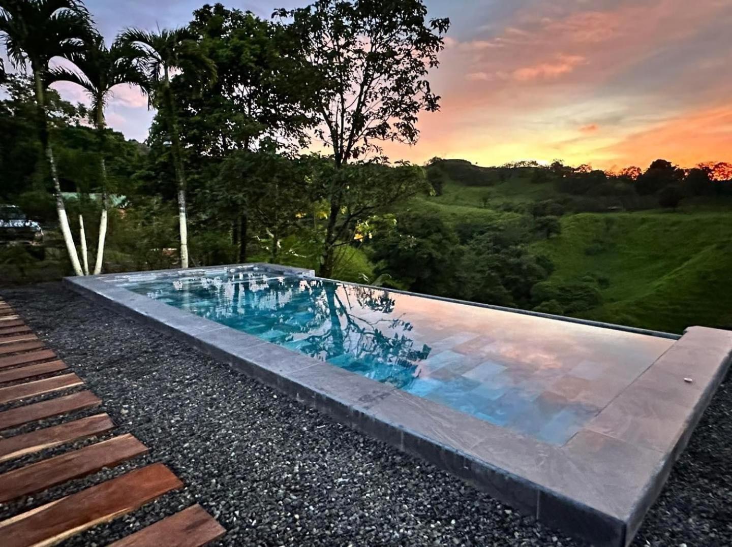 Chateau Arenal Hotel & Restaurante El Castillo Екстер'єр фото