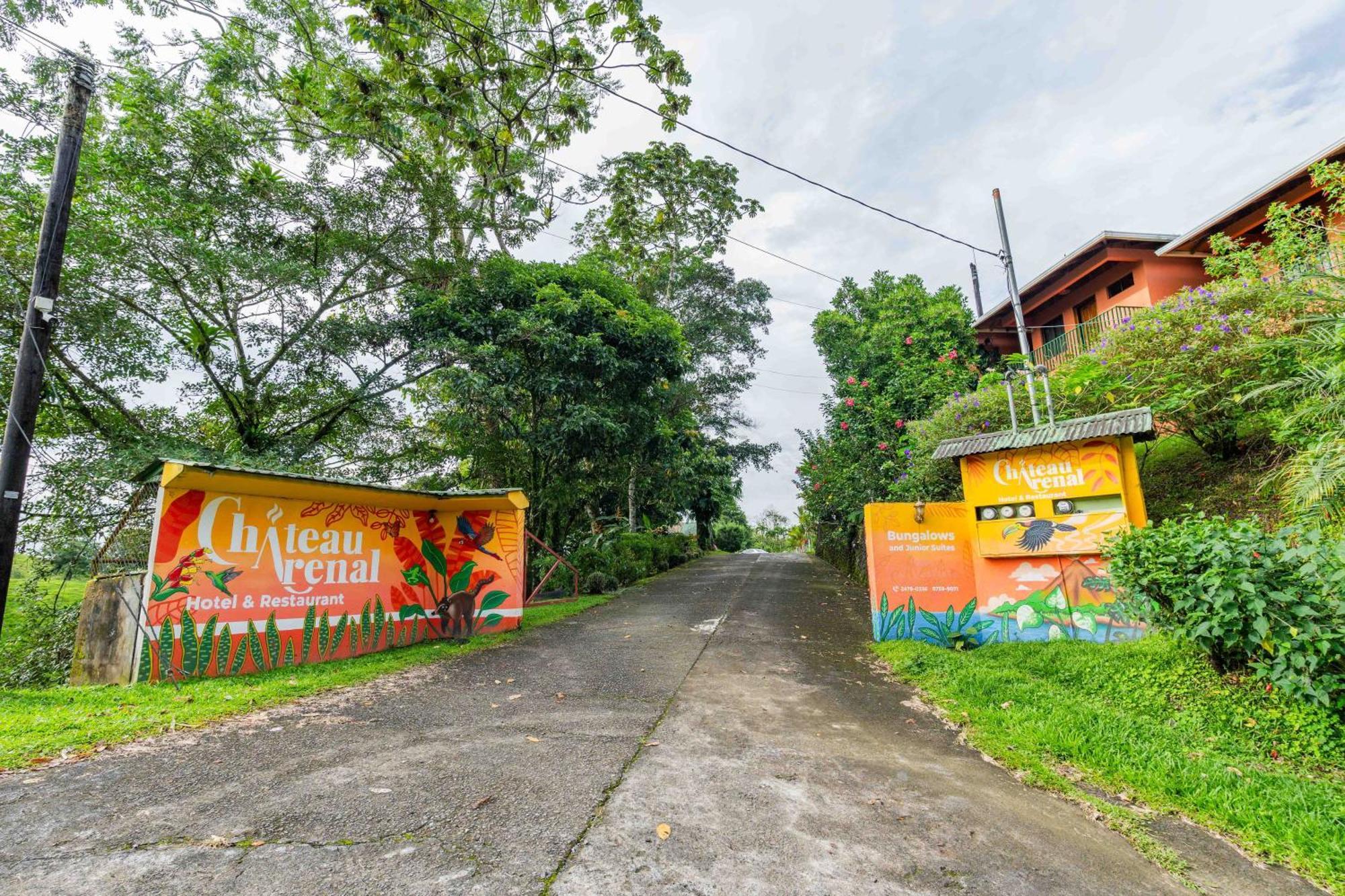 Chateau Arenal Hotel & Restaurante El Castillo Екстер'єр фото